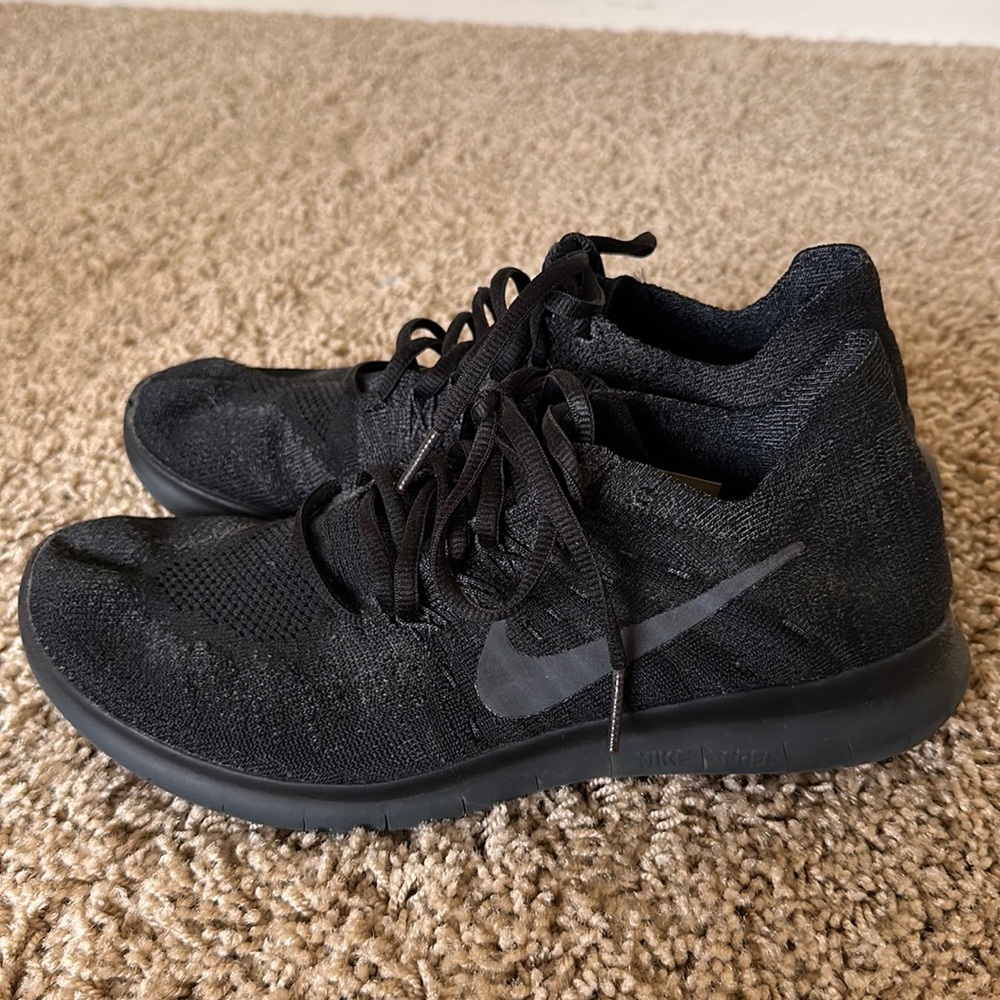COPY - Nike free runs